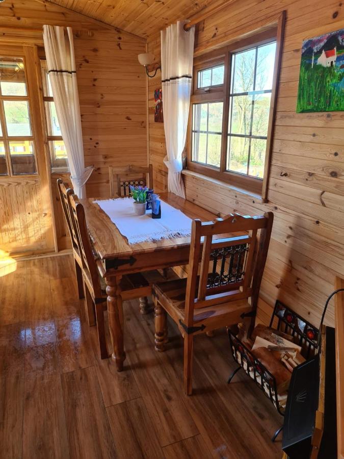 Unique Caravan With Outdoor Space Apartment Ballantrae
